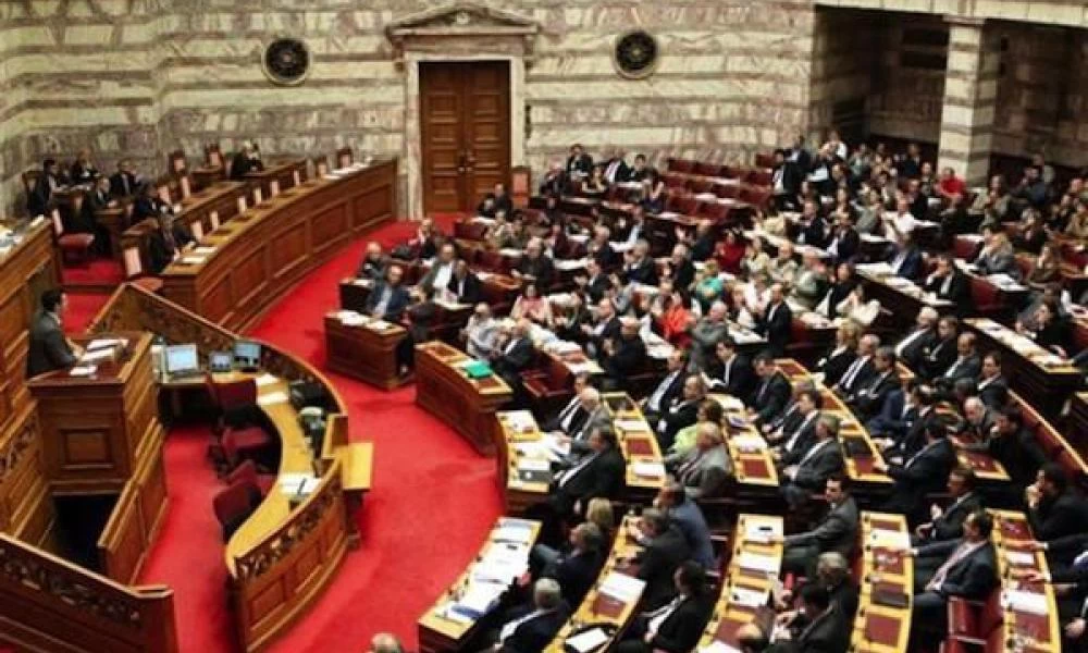 Κυριάκος Μητσοτάκης: Παράταση της προστασίας α' κατοικίας για τρεις μήνες